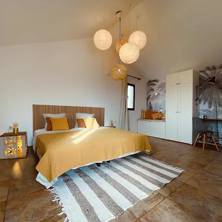Guest house Casa Cocolores *